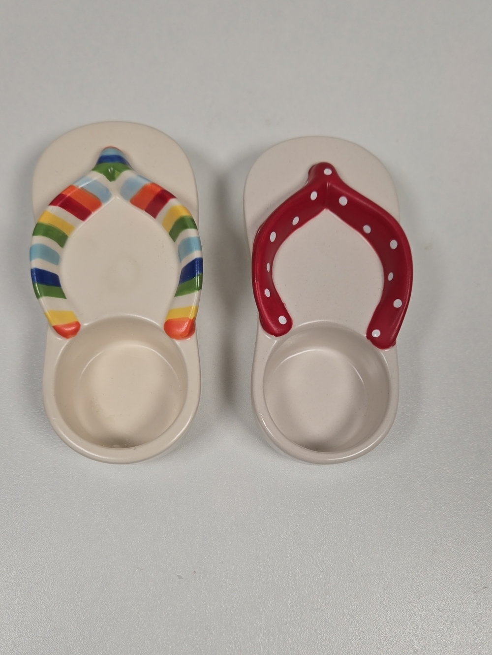 Yankee Candle Flip-Flop Tealight Candle Holder Rainbow & Red Straps